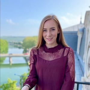 Meet your Posher, Linda